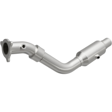 Picture of MagnaFlow Conv Direct Fit OEM 2004-2006 Chrysler Pacifica Underbody