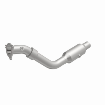 Picture of MagnaFlow Conv Direct Fit OEM 2004-2006 Chrysler Pacifica Underbody