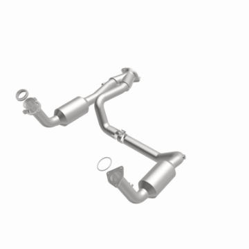 Picture of MagnaFlow Conv Direct Fit OEM 2005 GMC Sierra-Chevrolet Silverado 1500-Cadillac Escalade Underbody