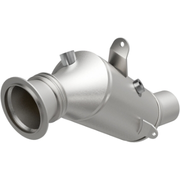 Picture of MagnaFlow Conv DF 2015 BMW 640i-740i Underbody