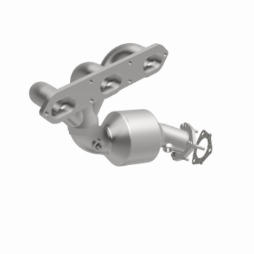 Picture of MagnaFlow Conv DF 2006 Porsche Cayman 3-4L Underbody