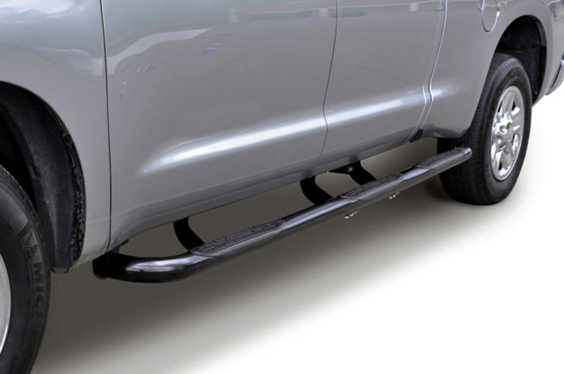 Picture of Go Rhino 09-14 Ford F-150 6000 Series SideSteps - One Piece W2W - Black