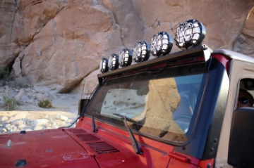 Picture of KC HiLiTES 97-06 Jeep TJ 50in- Overhead Xross Bar Kit w-6 SlimLite LED Lights - Black