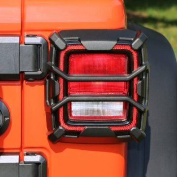 Picture of Rugged Ridge 18-20 Jeep Wrangler JL Elite Tail Light Guard