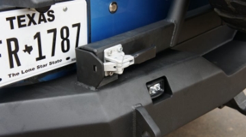 Picture of Road Armor 07-17 Jeep Wrangler JK Stealth Rear Non-Winch Bumper w-Tire Carrier - Tex Blk