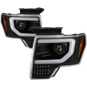 Picture of Spyder Ford F150 09-14 Halogen Light Bar Projector Headlights Black PRO-YD-FF15009PL-SEQ-BK