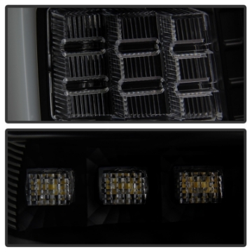Picture of Spyder 99-04 Jeep Grand Cherokee - Light Bar Led Tail Lights - Black Smoke - ALT-YD-JGC99V3-BSM