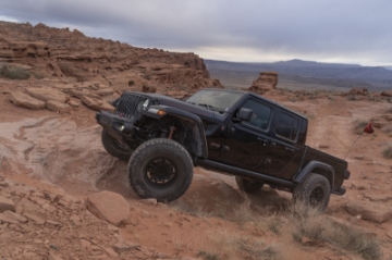 Picture of Fox 18-Up Jeep JL - 20-Up Gladiator 2-0 Factory Series Gen2 2-0in- Trvl 10in Ext Front Bump Stop IFP