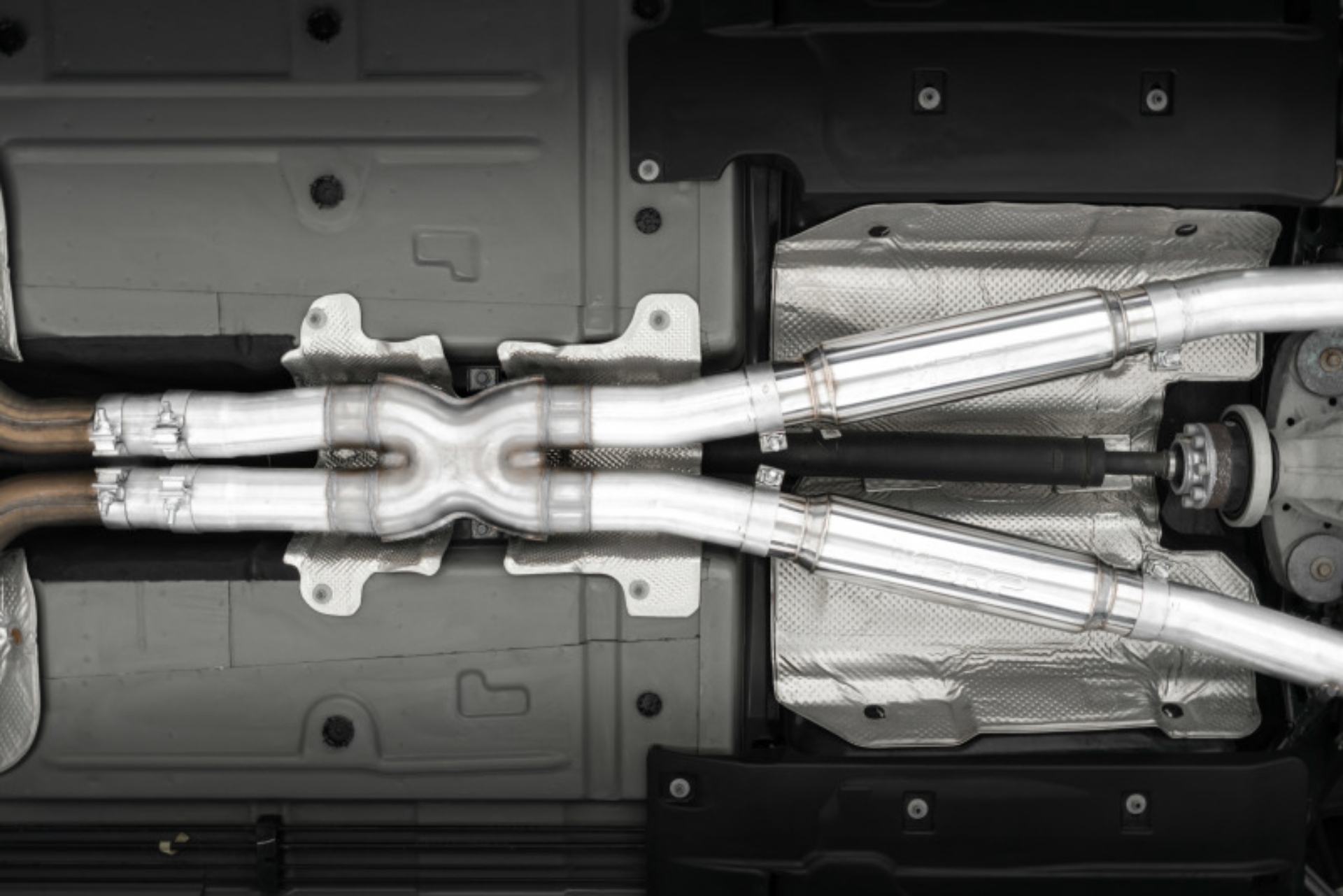 Picture of MBRP 17-Up Dodge Challenger 5-7L-6-2L-6-4L Carbon Fiber Quad Tip T304 Catback Exhaust