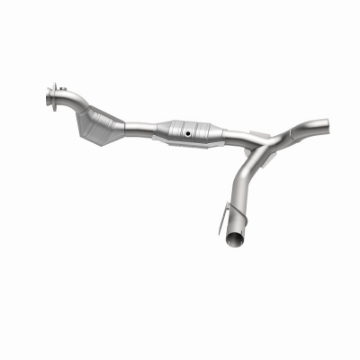 Picture of MagnaFlow Conv DF 01-04 Ford F-150 4-6L 49 State