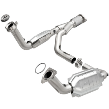 Picture of MagnaFlow Conv DF 06-09 Chevy Trailblazer SS 6-0L SS *NOT FOR SALE IN CALIFORNIA*