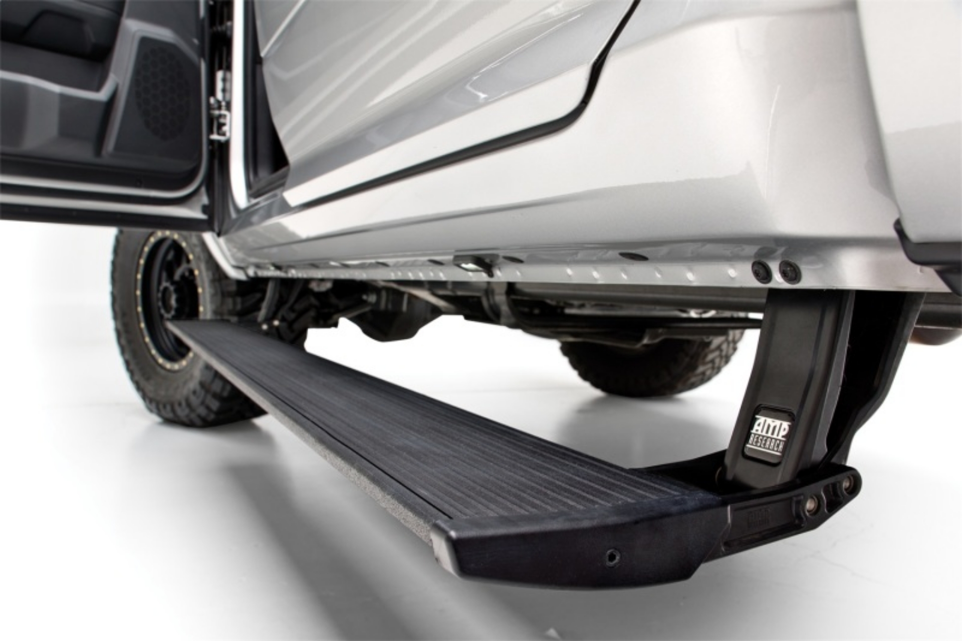 Picture of AMP Research 21-23 Ford F150 PowerStep Plug N Play - Black See 76252-01A For Hybrid