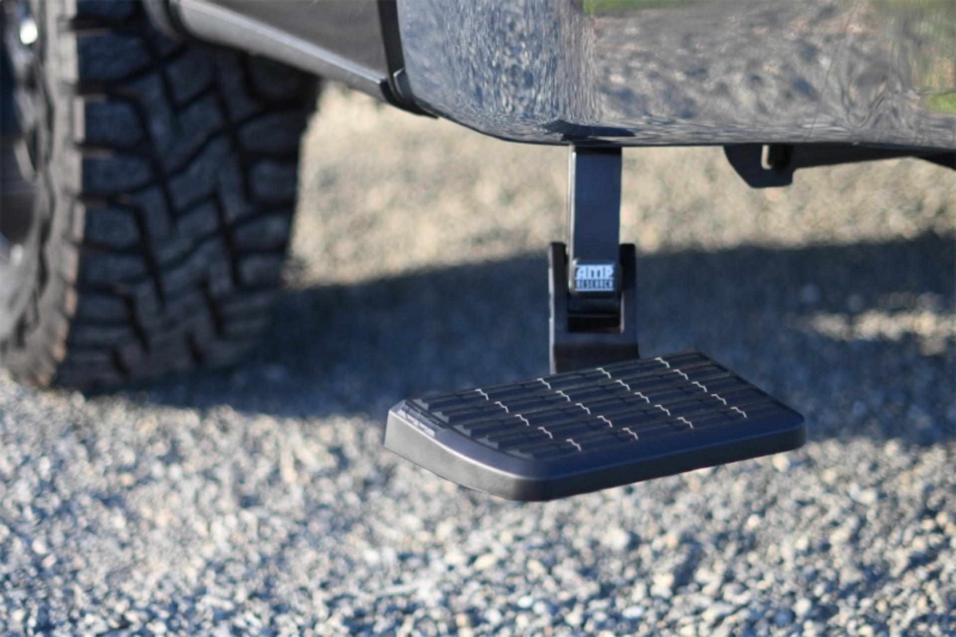 Picture of AMP Research 21-22 Ford F150 BedStep Does Not Work w-Dual Exhaust - Black