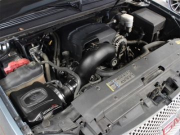 Picture of aFe Momentum GT Stage-2 Si Pro DRY S Intake System GM Trucks-SUVs V8 4-8L-5-3L-6-0L-6-2L GMT900 El