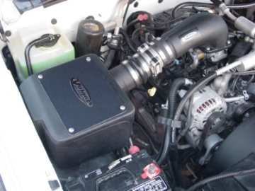Picture of Volant 99-00 Cadillac Escalade 5-7 V8 Pro5 Closed Box Air Intake System