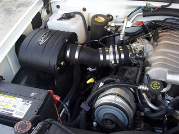 Picture of Volant 96-00 Chevrolet C2500 7-4 V8 Pro5 Closed Box Air Intake System
