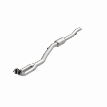 Picture of MagnaFlow Conv DF 96-97 BMW 840 4-4L Driver Side