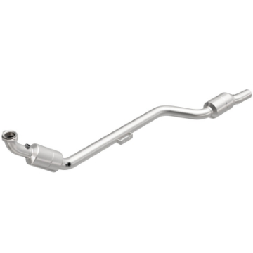 Picture of MagnaFlow Conv DF 02-04 Mercedes C32 3-2L Passenger Side