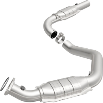Picture of MagnaFlow Conv DF 03-05 Express 2500 4-8L Driver Side