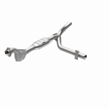 Picture of MagnaFlow Conv DF 01 Ford Trucks 4-6L