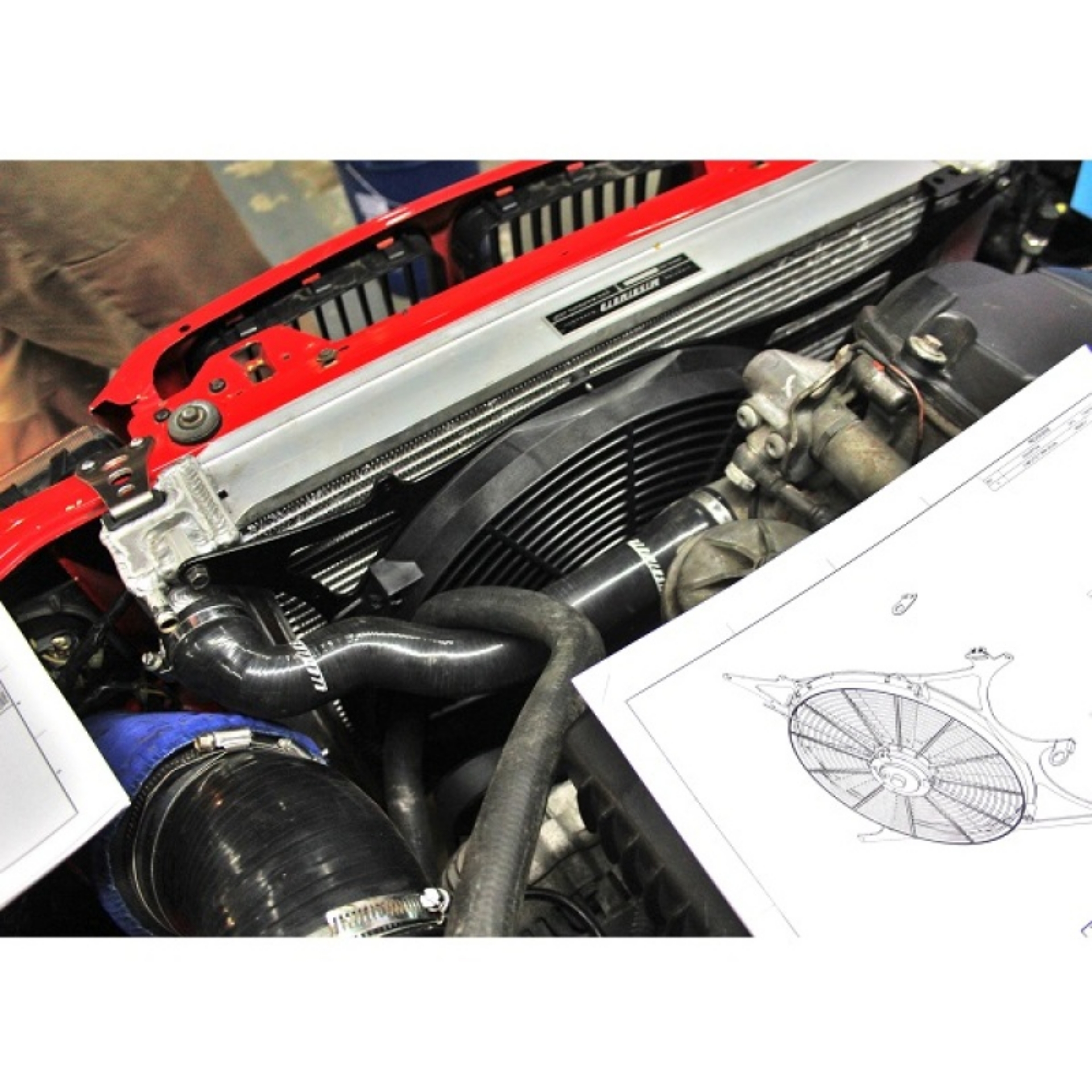 Picture of Mishimoto 92-99 BMW E36 Fan Shroud Kit