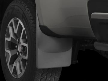 Picture of WeatherTech 2015 Chevrolet Colorado w-o Flare No Drill Rear Mudflaps
