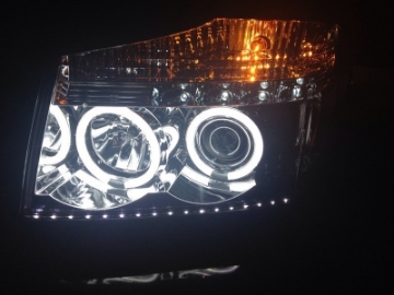 Picture of Spyder Nissan Titan 04-14-Armada 04-07 Projector Headlights CCFL Halo LED Blk PRO-YD-NTI04-CCFL-BK