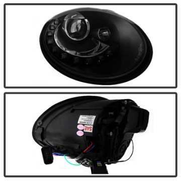 Picture of Spyder Volkswagen Beetle 06-10 Projector Headlights DRL LED Black PRO-YD-VB06-DRL-BK