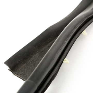 Picture of Omix Rear Full Door Seal RH 07-18 Jeep Wrangler