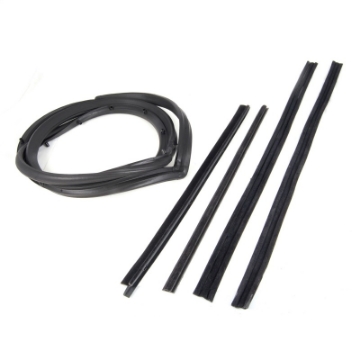 Picture of Omix Door Seal Kit Right 87-95 Jeep Wrangler