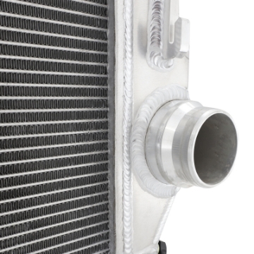 Picture of Mishimoto 17-19 Chevrolet-GMC 6-6 L5p Duramax Radiator