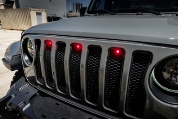 Picture of Oracle Pre-Runner Style LED Grille Kit for Jeep Gladiator JT - Red