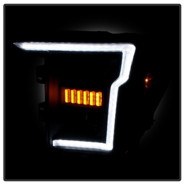 Picture of Spyder Signature 20-21 Ford F150Halogen Model Proj- Headlights - BlackPRO-YD-FF15021HALSI-SEQ-BK
