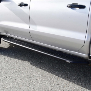 Picture of Westin 19-23 Chevrolet-GMC Silverado-Sierra 1500 Crew Cab Outlaw Nerf Step Bars - Textured Black