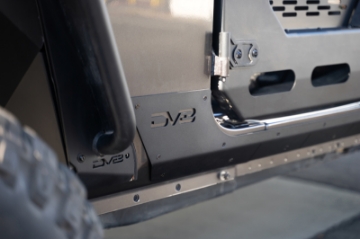 Picture of DV8 Offroad 18-23 Jeep Wrangler JL Rock Skins 4 Door Only