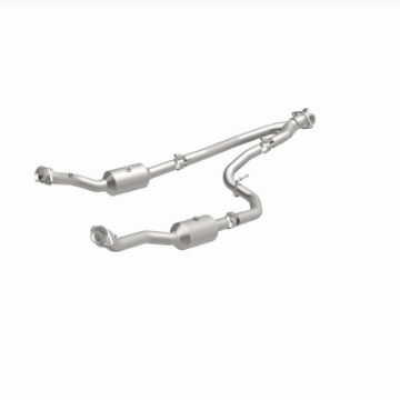 Picture of MagnaFlow 20-21 Ford Transit-150 Single Underbody V6 3-5L RWD Direct-Fit Catalytic Converter