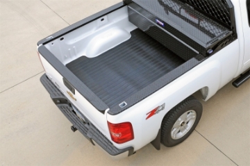 Picture of Deezee 19-23 Chevrolet Silverado Heavyweight Bed Mat - Custom Fit 6 1-2Ft Bed Lined Pattern