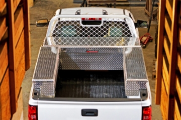 Picture of Deezee Universal Tool Box - Red Crossover - Single Lid BT Alum Full Size Deep
