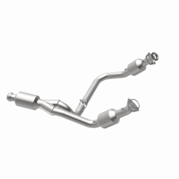 Picture of Magnaflow 14-15 Chevrolet Silverado 1500 5-3L Direct-Fit Catalytic Converter