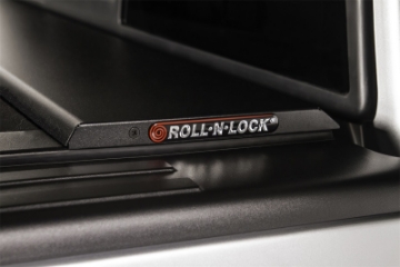 Picture of Roll-N-Lock 2023 Chevrolet Colorado - GMC Canyon 5-2ft Bed M-Series Retractable Bed Cover