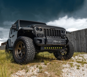 Picture of ORACLE Lighting 2019+ Jeep Wrangler JL Skid Plate w- Integrated LED Emitters - Yellow