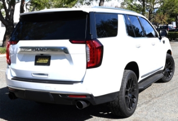 Picture of Gibson 21-22 Chevy Tahoe High Country 6-2L 4WD 2-5in Cat-Back Dual Split T409 SS Exhaust - Black