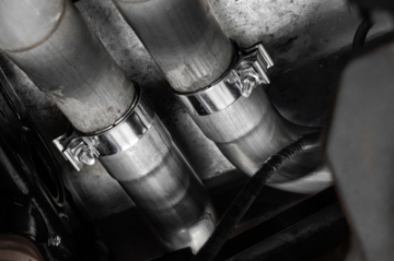 Picture of MBRP 2021+ Ford F-150 Raptor Axle-Back Dual Rear Exit T304 Performance Exhaust Sys