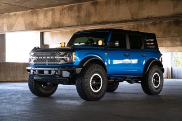 Picture of DV8 Offroad 21-22 Ford Bronco FS-15 Series Rock Sliders