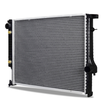 Picture of Mishimoto BMW E36 3-Series Replacement Radiator 1992-1999