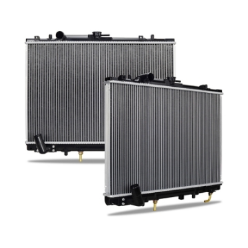 Picture of Mishimoto Mitsubishi Montero Sport Replacement Radiator 1997-2003