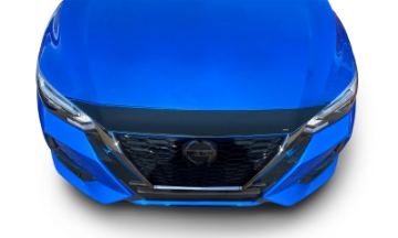 Picture of AVS 20-22 Nissan Sentra Aeroskin Low Profile Acrylic Hood Shield - Smoke