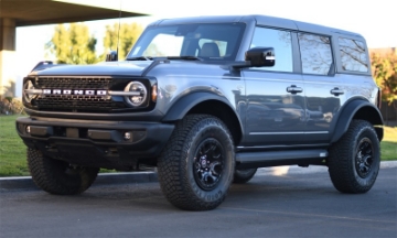 Picture of AMP Research 21-23 Ford Bronco 4 Door Excl- Raptor XL PowerStep - Black