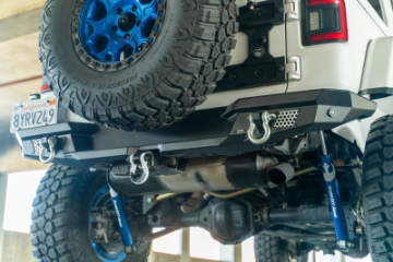 Picture of DV8 Offroad 2018 Jeep Wrangler JL MTO Series Rear Bumper w- Optional Tire Carrier