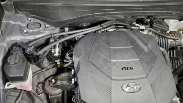 Picture of J&L 20-25 Hyundai Palisade - Kia Telluride 3-8L Oil Separator 3-0 Passenger Side - Black Anodize
